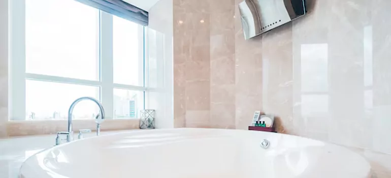 Bathroom Window Coverings in West Pensacola, FL